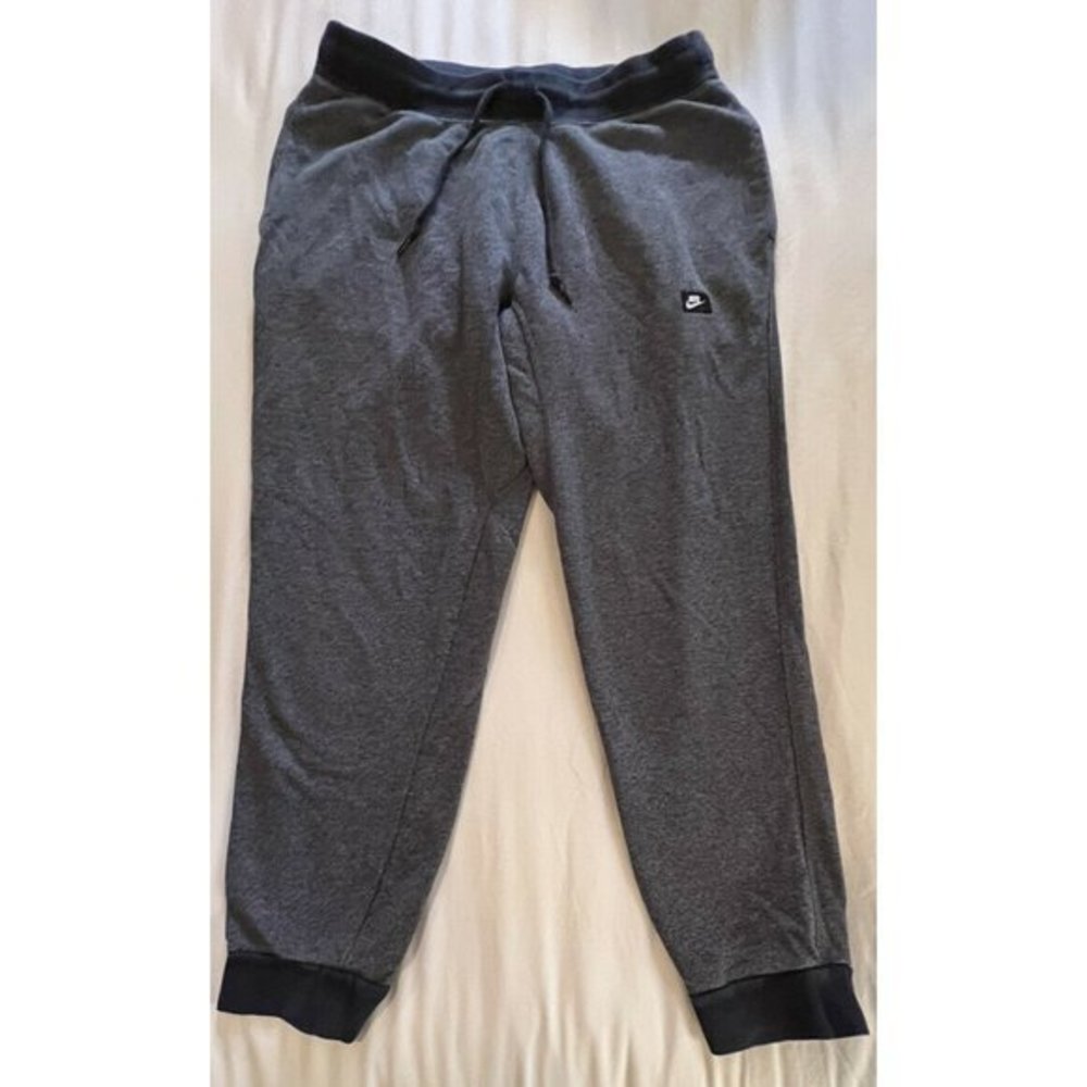 Nike Large Red Tag Gray & Black Mens Joggers